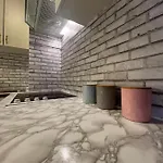 Little King - Feel Like At