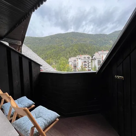 Little King - Feel Like At