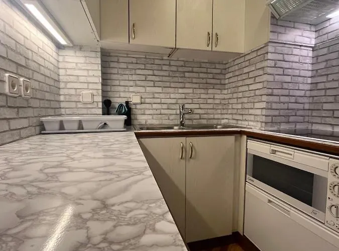 Little King - Feel Like At