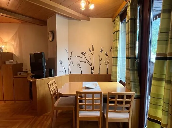 Apartment Little King - Feel Like At *