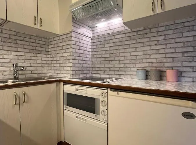 Little King - Feel Like At