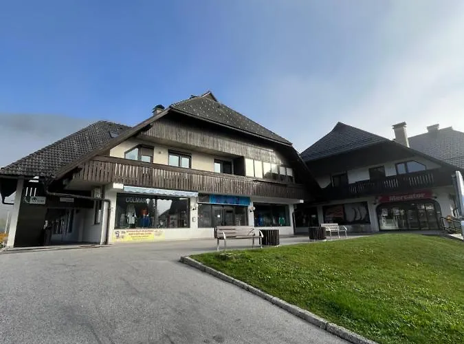 Little King - Feel Like At Apartament